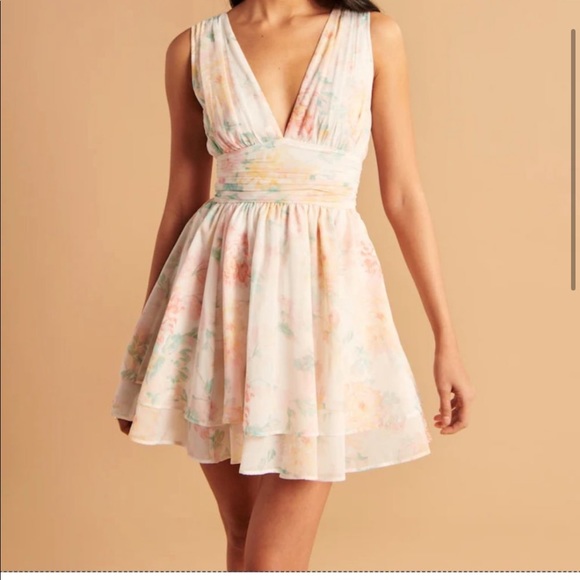 Abercrombie & Fitch drama mini dress - Picture 3 of 4